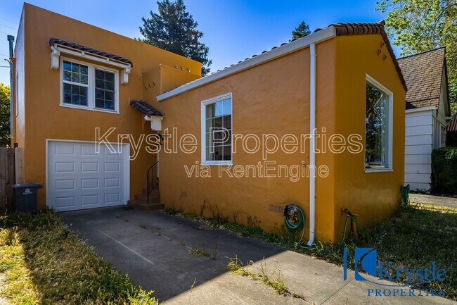 Building Photo - 1616 Fern Pl