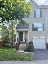 Building Photo - 610 Brentwood Ct