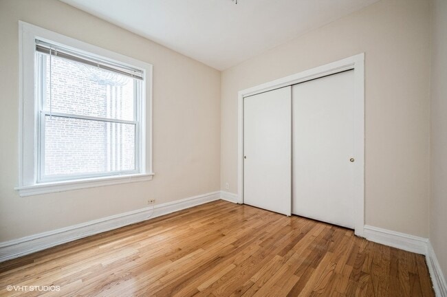 Building Photo - 4817 N Springfield Ave