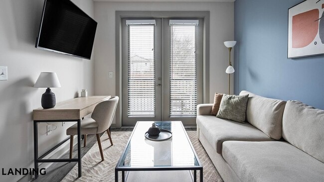 Building Photo - 2165 Nolensville Pk