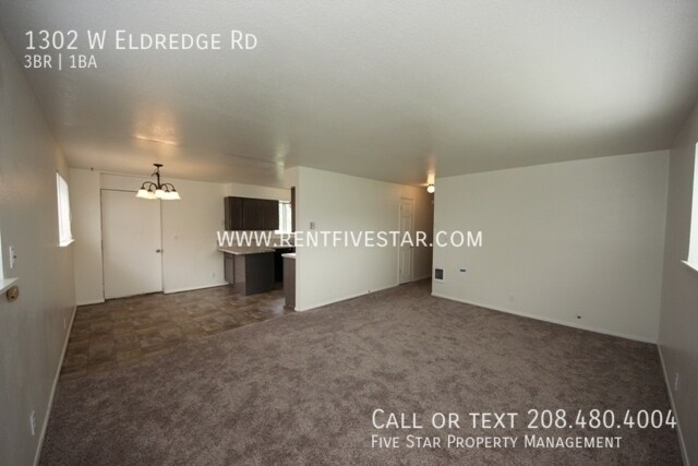 Foto del edificio - 1302 W Eldredge Rd