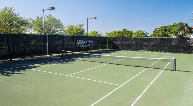 Building Photo - Mira Vista