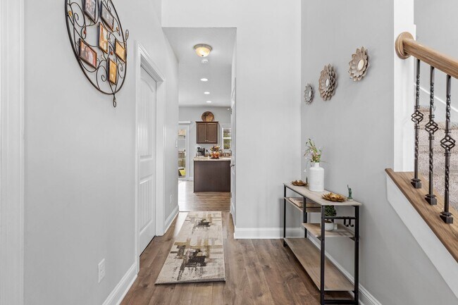 Building Photo - 326 Aquamarine Cir