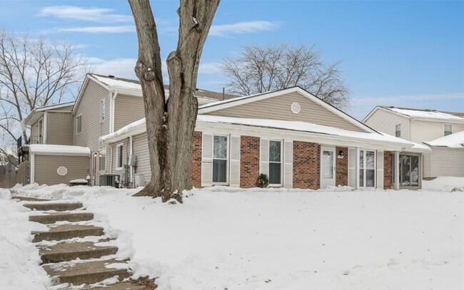 Foto del edificio - 355 Chadwick Pl