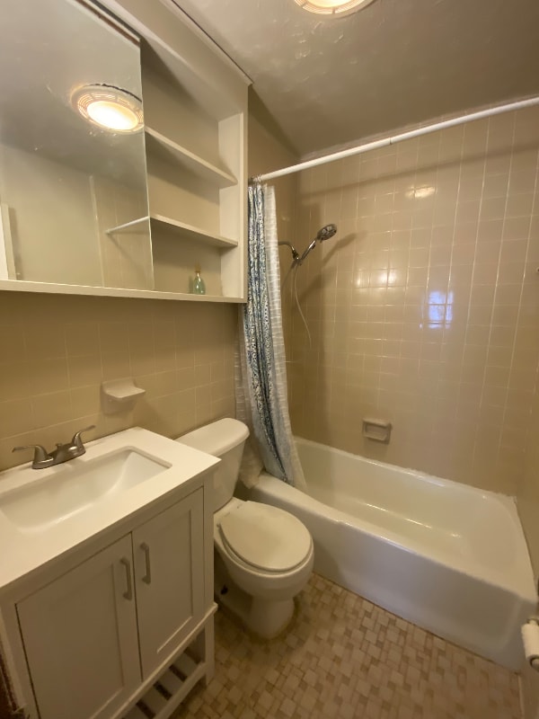 Building Photo - 1829 4th St