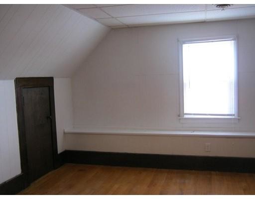 Foto del edificio - 5 Winchester Ave