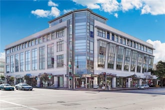 Building Photo - 175 S Lake Ave