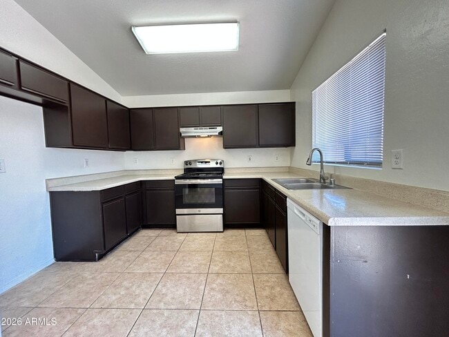Foto del edificio - 15036 W Calavar Rd