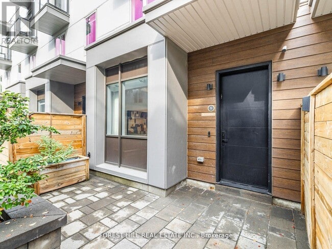 Building Photo - 35 Dervock Crescent