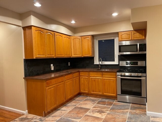 Foto del edificio - 1120 E 58th St