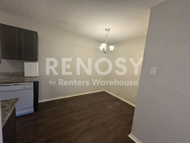 Foto del edificio - HUGE Price Drop West Ft Worth 3 Bedroom