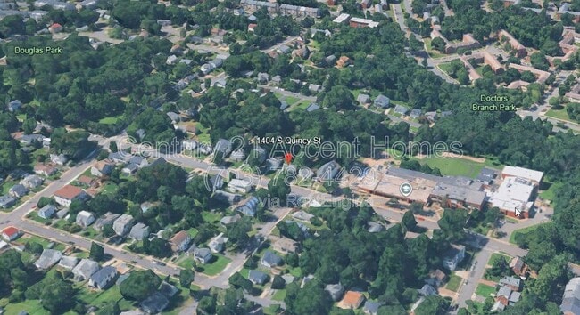 Photo - 1404 S Quincy St House