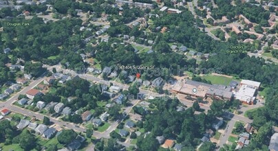 Building Photo - 1404 S Quincy St