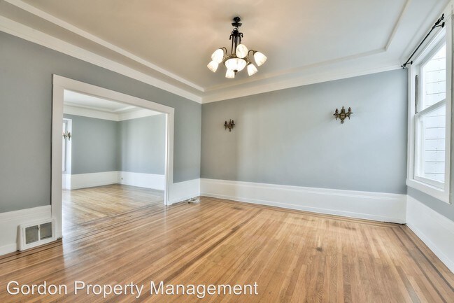 Foto del edificio - 2755 Baker St