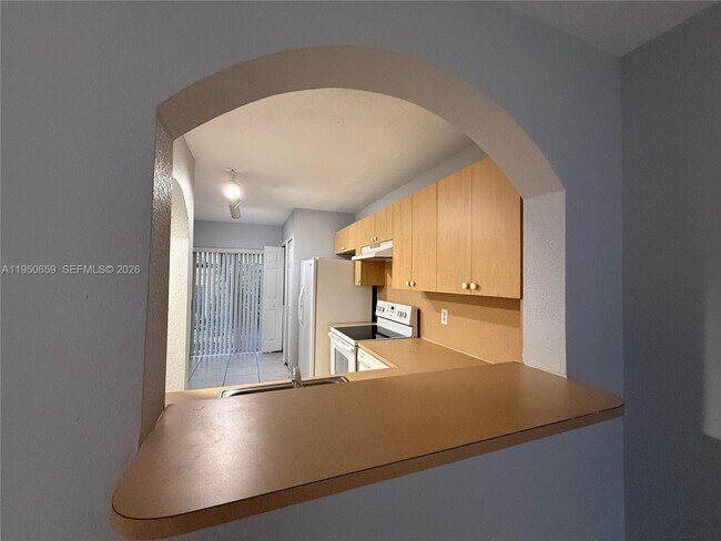 Building Photo - 2901 SE 13th Rd