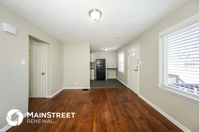 Foto del edificio - 6667 E 17th St