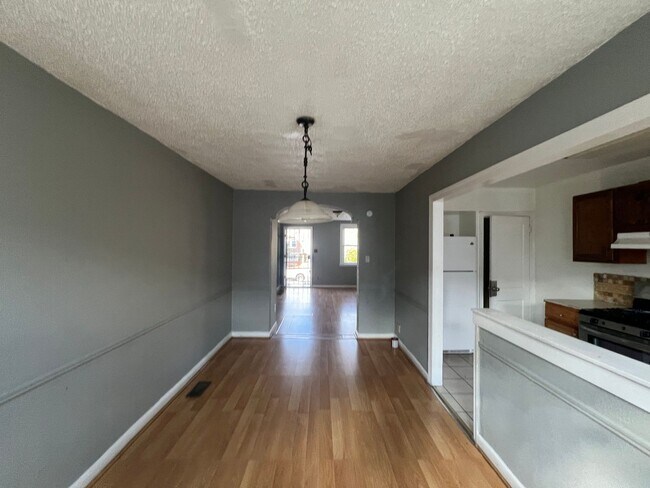 Foto del edificio - 6741 Horrocks St