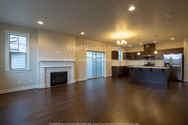Foto del edificio - Stellar Brand New Wilsonville Four Bedroom...