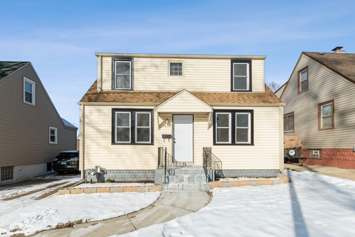 2632 89th Pl, Evergreen Park, IL 60805 House Rental in Evergreen Park