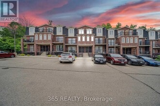 Building Photo - 45 Cedarhill Crescent