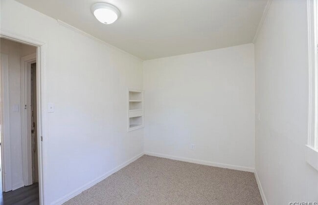 Foto del edificio - 605 N South St