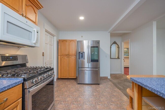 Foto del edificio - 17 Old Lake Rd