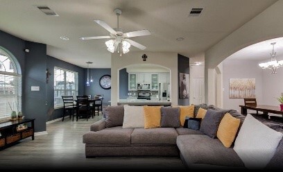 Building Photo - 6439 W Linpar Ct