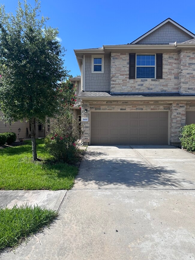 Building Photo - 6430 Stoney Creek Dr