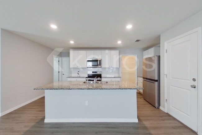 Foto del edificio - 8677 SW 44th Ct