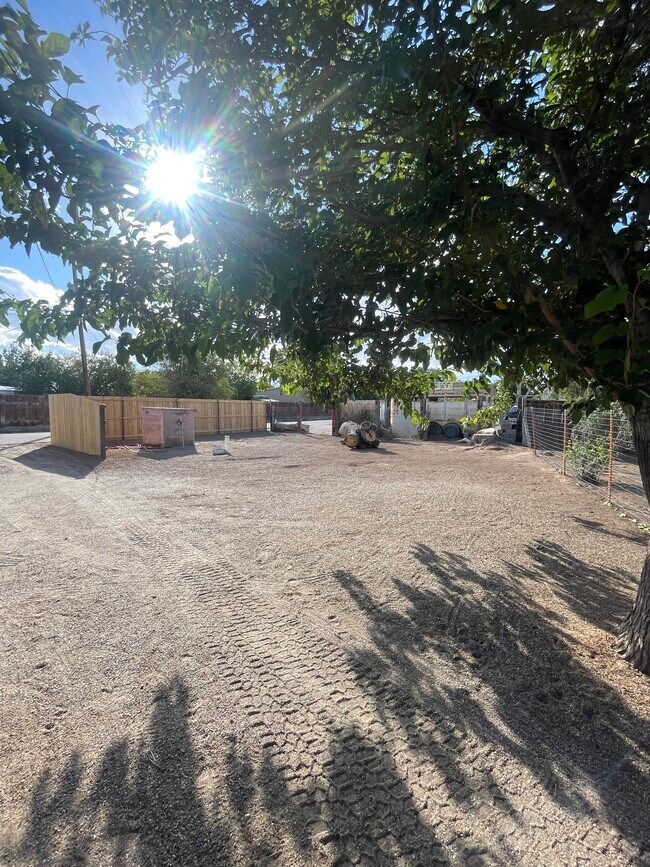 Foto del edificio - 488 Mountain Shadows Rd