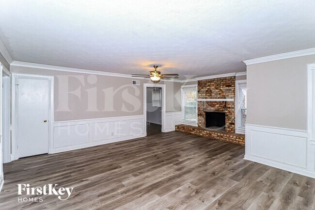 Foto del edificio - 3145 Overbrook Dr