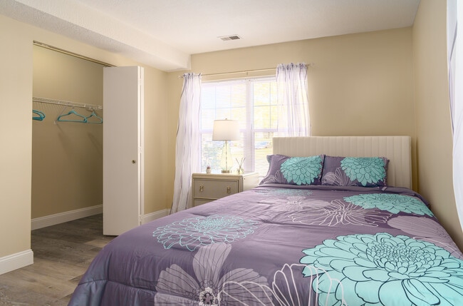 Building Photo - Liberty Place