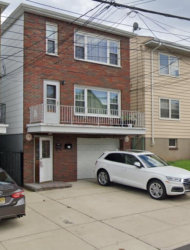 Building Photo - 648 Liberty Ave