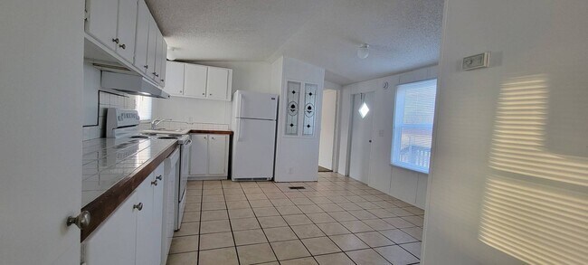 Foto del edificio - Ready to Move in