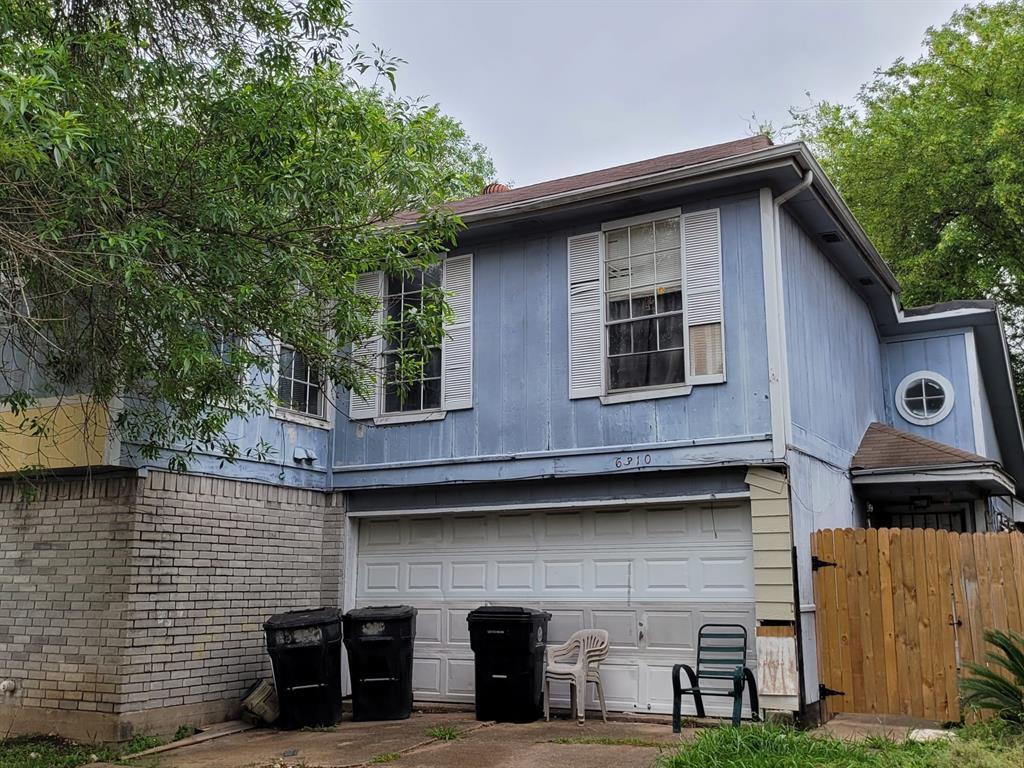 Foto principal - 6310 Southwood Ct N