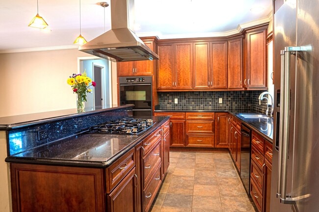 Foto del edificio - 1739 Remington Rd