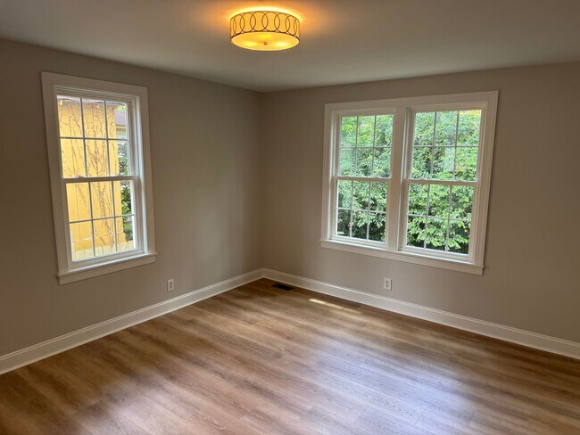 Foto del edificio - Historic Earlewood Bungalow