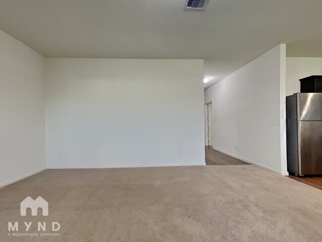 Foto del edificio - 1004 Water Oak Ln