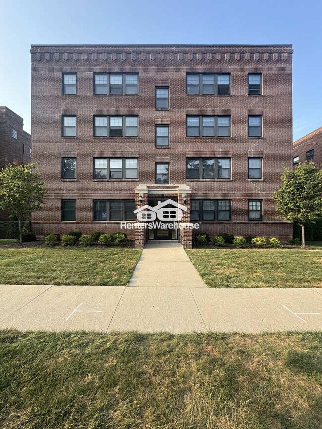 Building Photo - 2807 Grand Ave