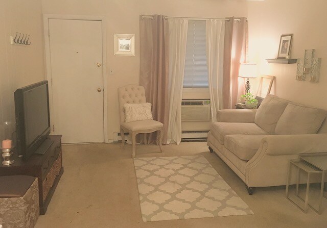 Living room - 17 Arizona Terrace