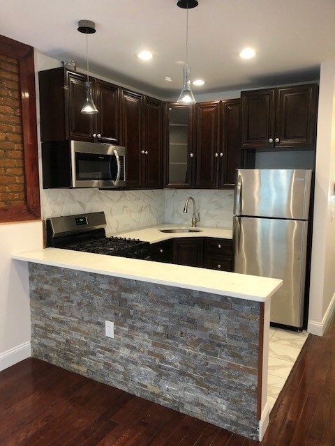 Foto del edificio - 296 Broadway