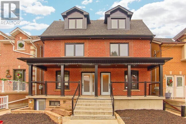 Photo du bâtiment - 911 Dovercourt Rd