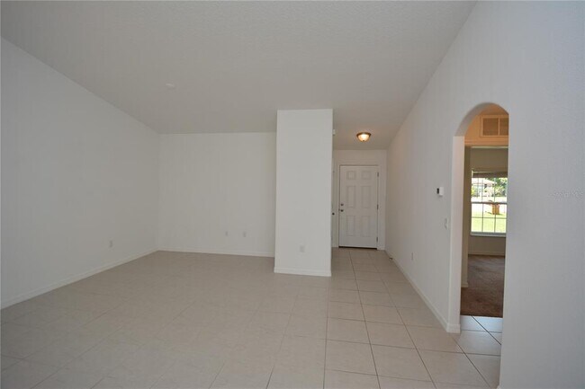 Foto del edificio - 33 Rosecroft Ln
