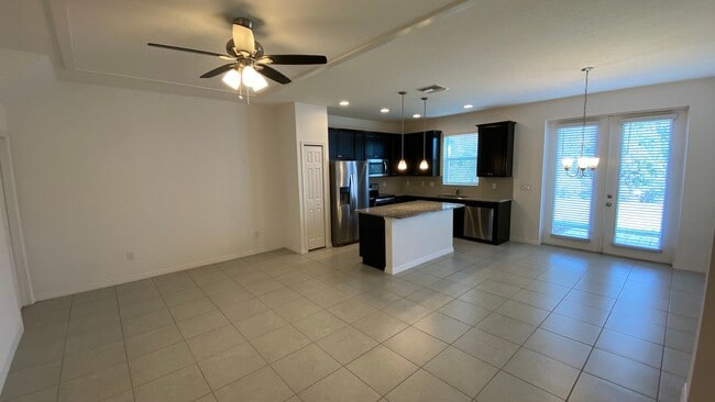 Building Photo - Beautiful 3BR/2.5BA Townhome in Sawgrass Landing South Orlando!!