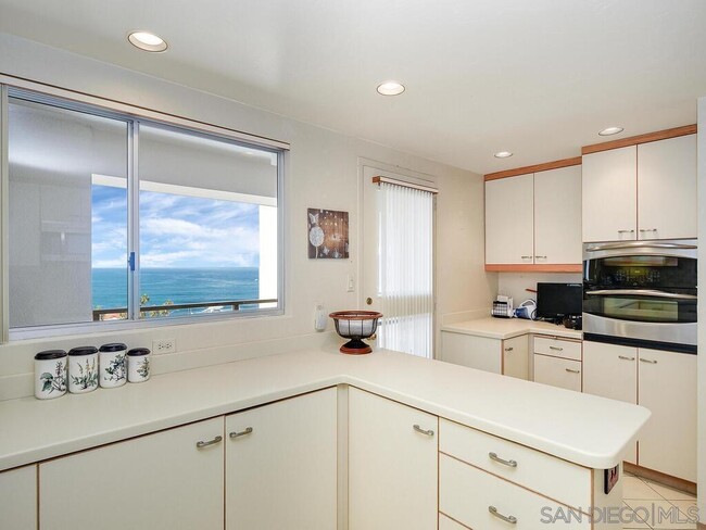 939 Coast Blvd Unit 11-G - 4