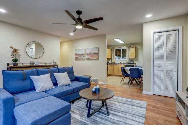 Foto del edificio - 7777 Umatilla St