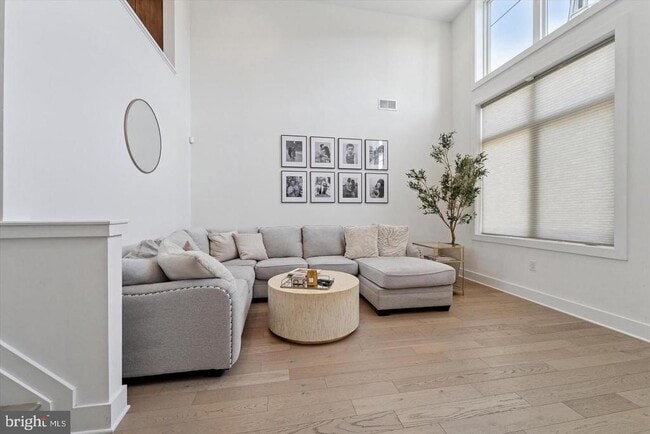 Foto del edificio - 322 Fairmount Ave