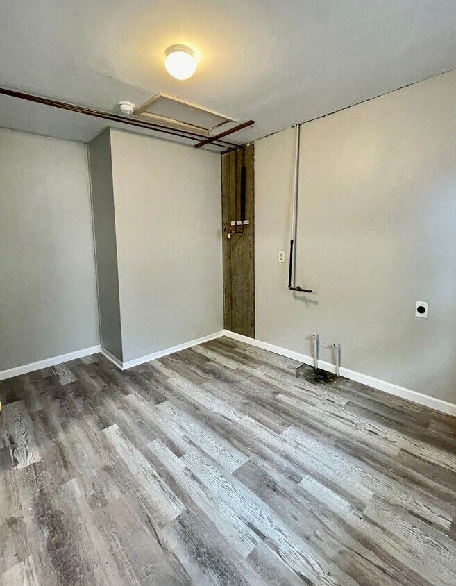 Primary Photo - Remodeled 3 Bedroom, Section 8 Approved