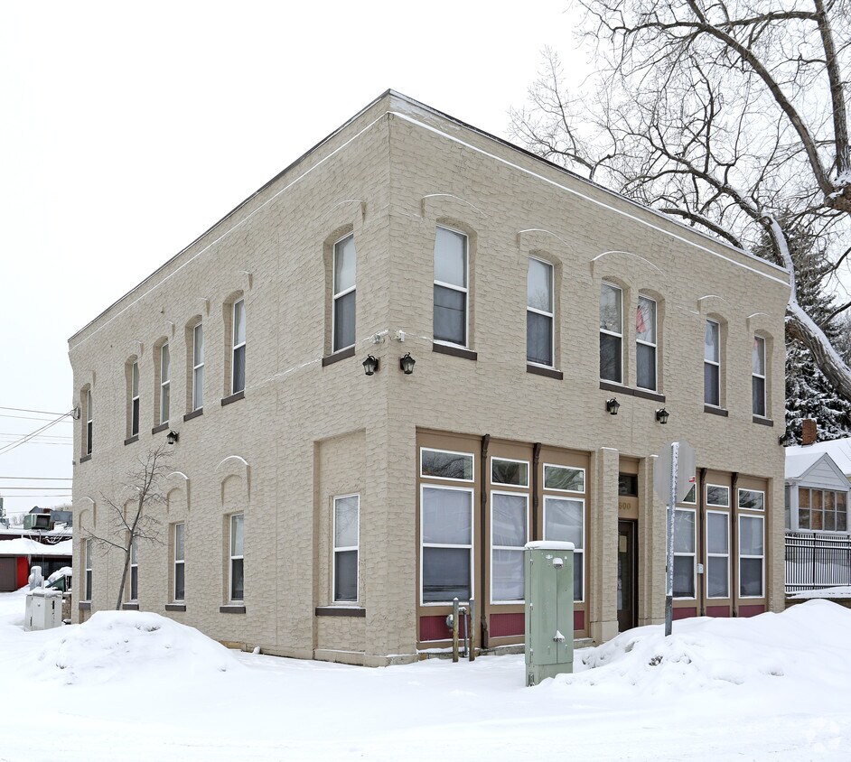 Building Photo - 500 Sherburne Ave