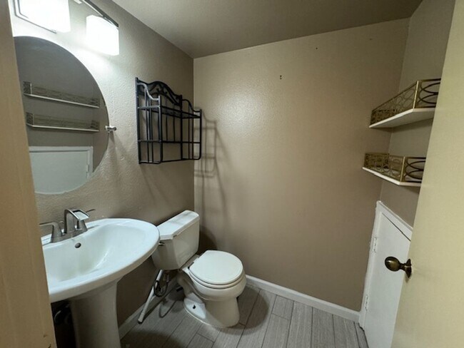 Building Photo - For Rent - [West Loch Fairways] 91-1010 B ...